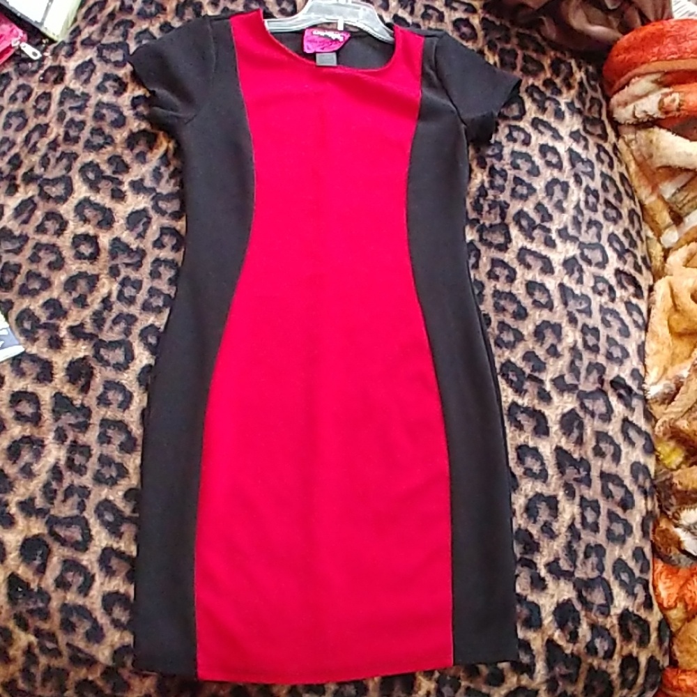 Black red hourglass dress
